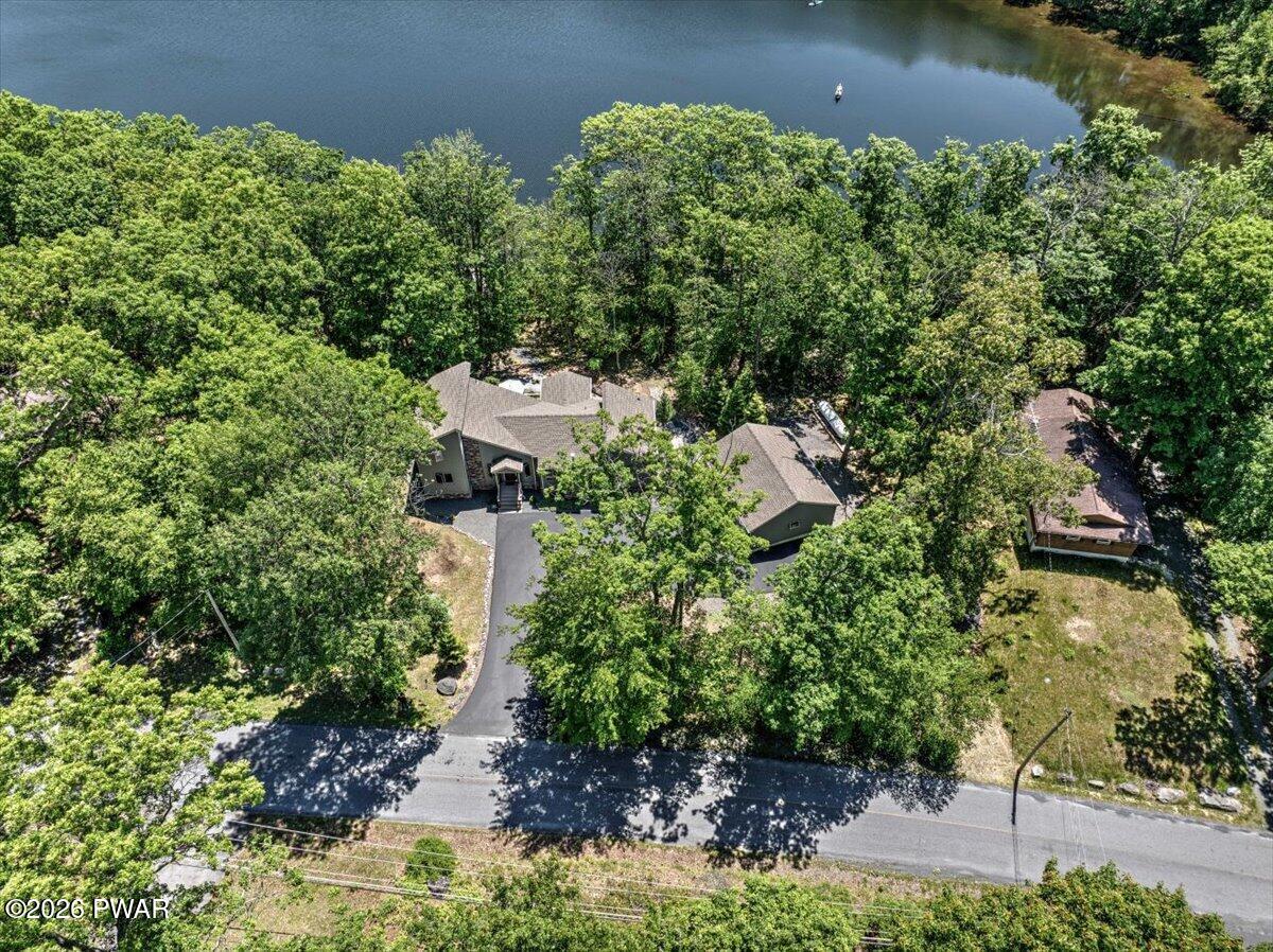 2350 Eagle Path Bushkill, PA 18324 - Photo 44 of 53