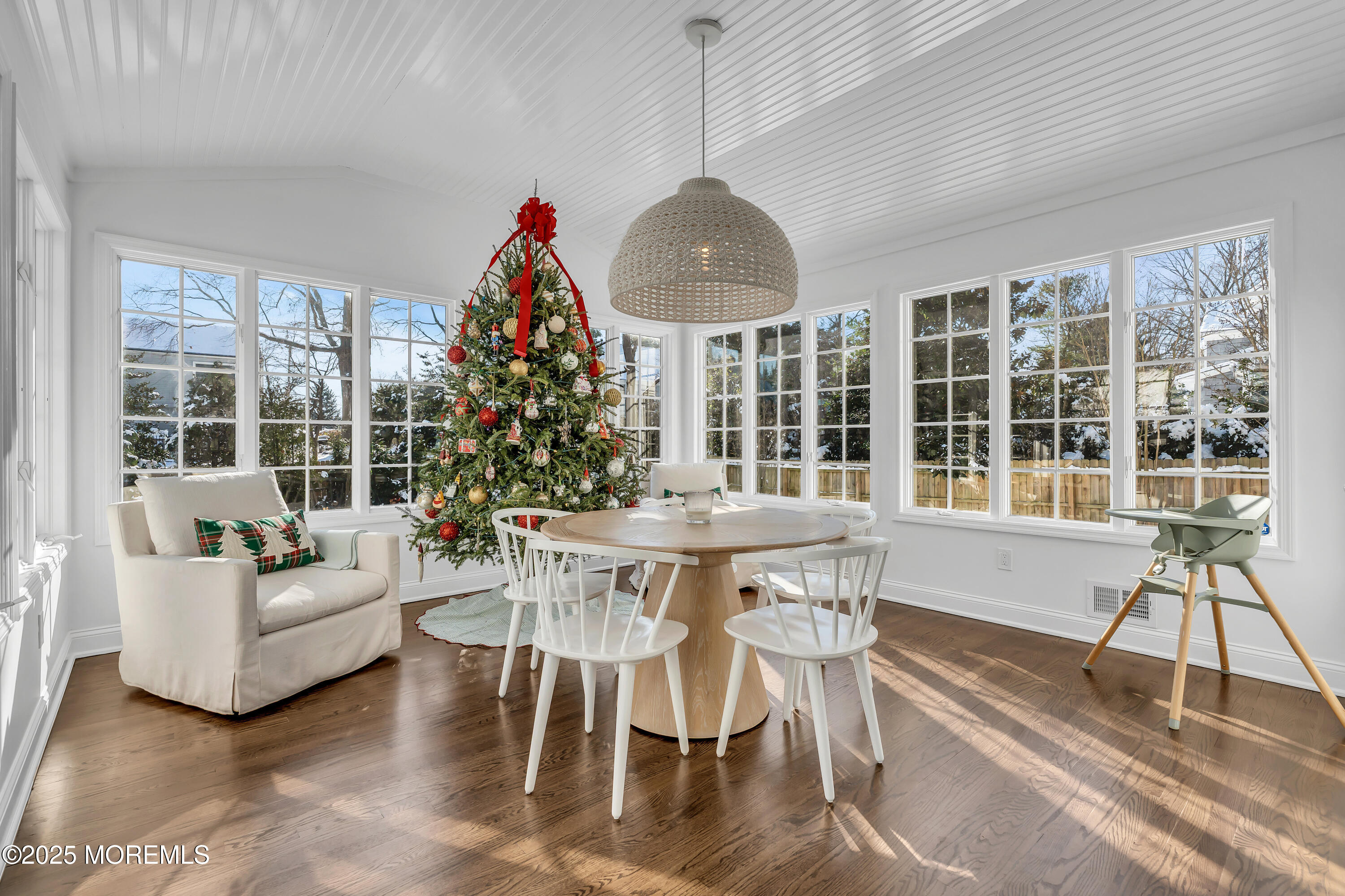 91 Lewis Point Road Fair Haven, NJ 07704 - Photo 19 of 58 a living room with furniture and a large window