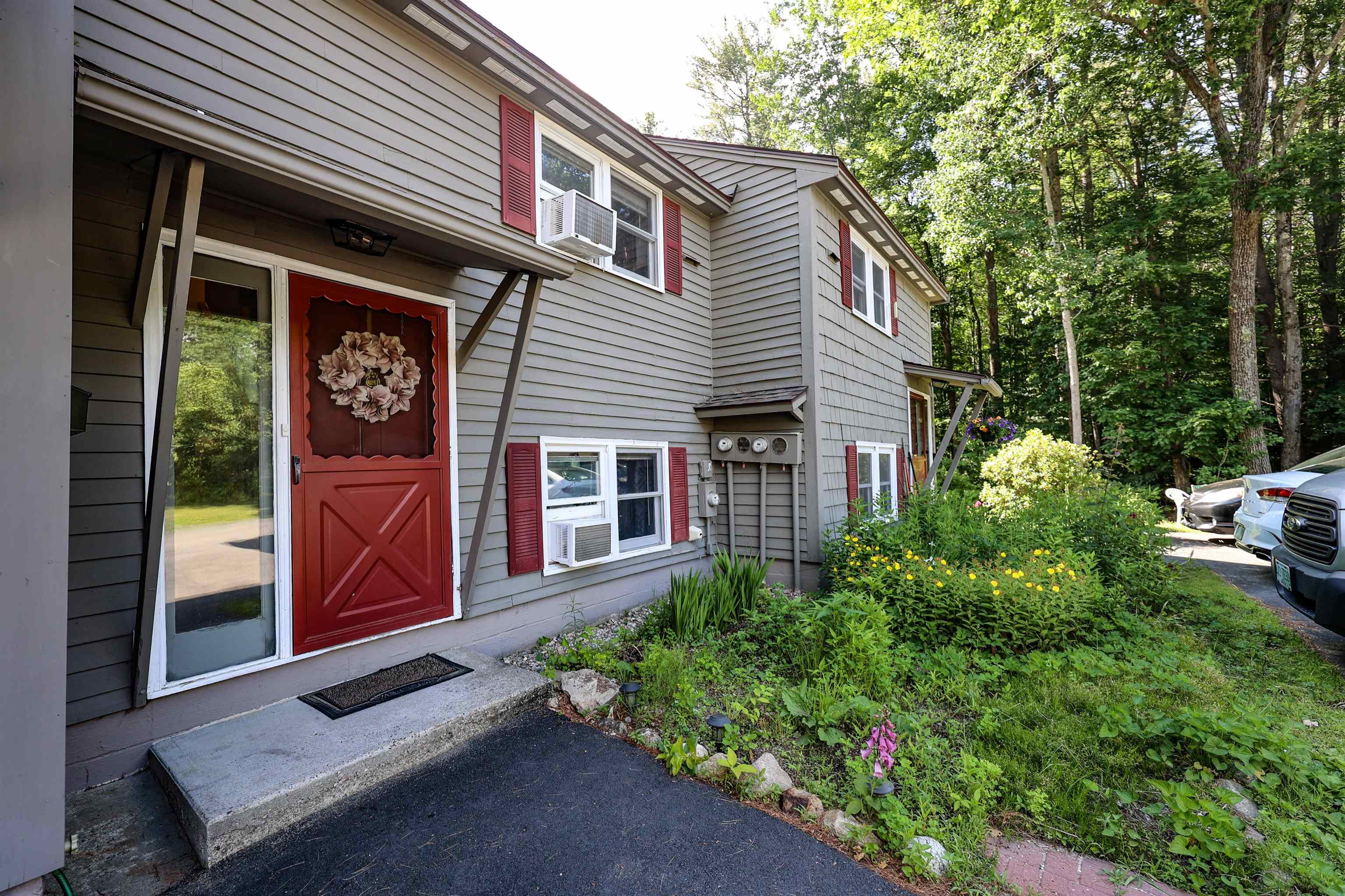 11 Prospect Heights Road Peterborough, NH 03458 - Photo 2 of 33 Gallery Image 2