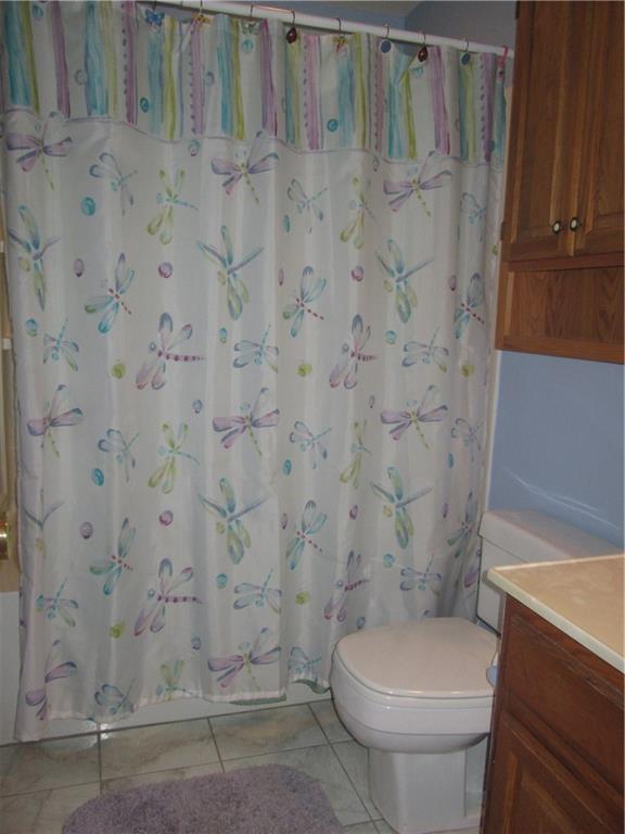 182 Woodcrest Road Butler, PA 16002 - Photo 15 of 25 Main Bath