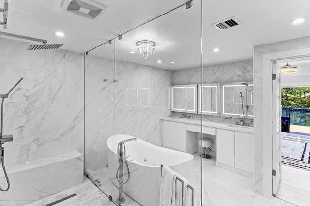 $2,825,000 | 5282 Boca Marina Circle South, Boca Raton, FL 33487