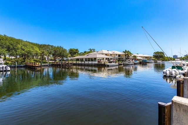 $2,825,000 | 5282 Boca Marina Circle South, Boca Raton, FL 33487