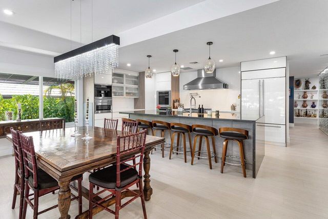 $2,825,000 | 5282 Boca Marina Circle South, Boca Raton, FL 33487