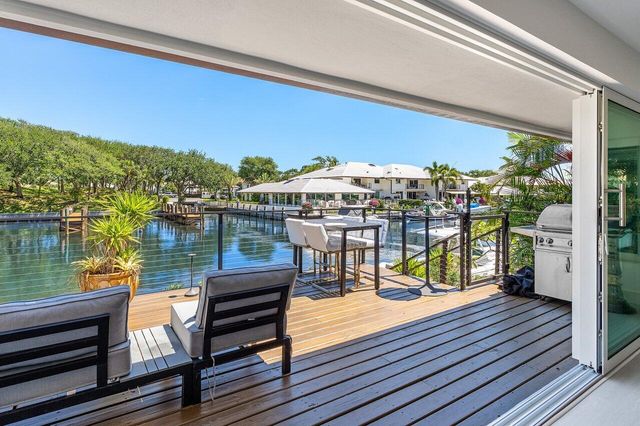$2,825,000 | 5282 Boca Marina Circle South, Boca Raton, FL 33487
