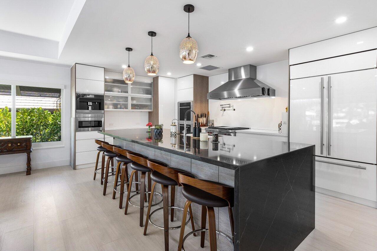 5282 Boca Marina Circle South Boca Raton, FL 33487 - Photo 7 of 40 017-5280BocaMarinaCircleSouth-BocaRaton-