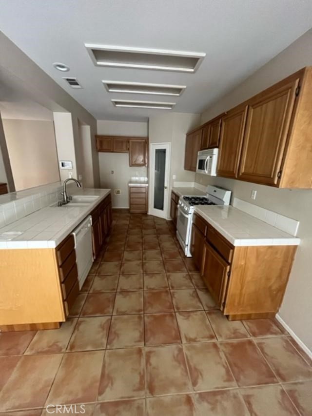 16142 Blue Haven Court Riverside, CA 92503 - Photo 2 of 4