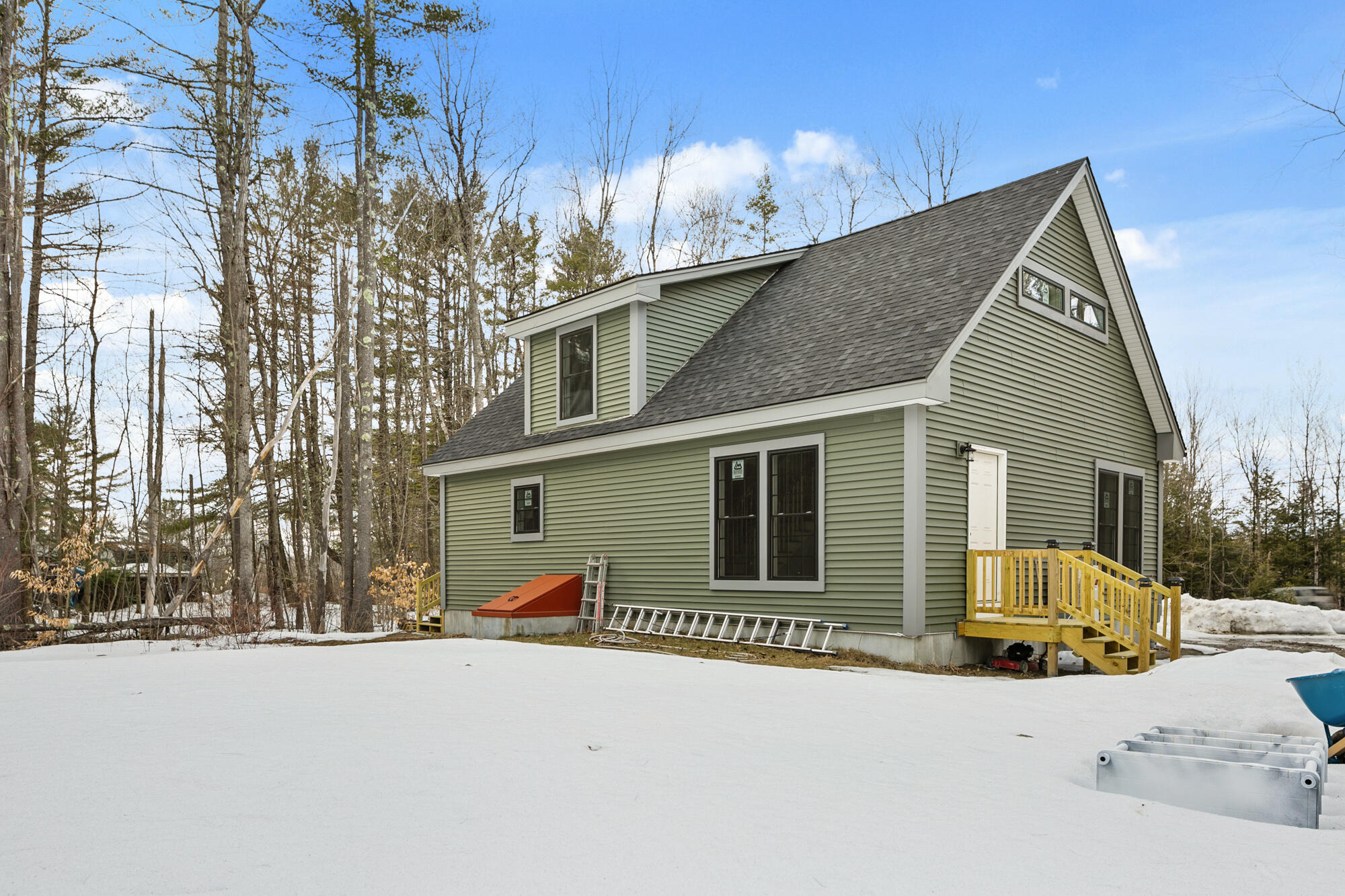 69 Canaan Road Clinton, ME 04927 - Photo 3 of 25 Back of House