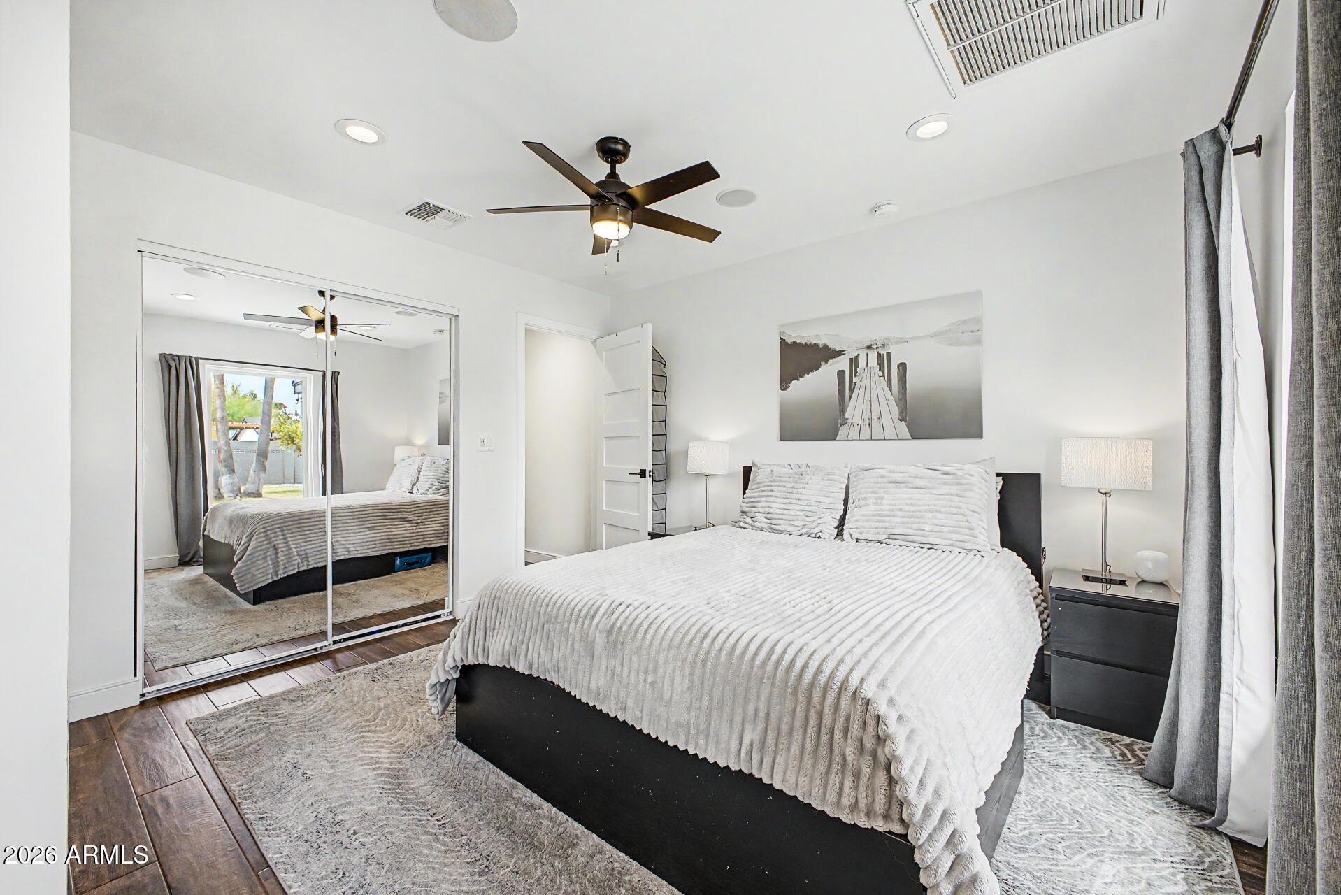 333 East Deepdale Road Phoenix, AZ 85022 - Photo 28 of 62 33 - Deepdale