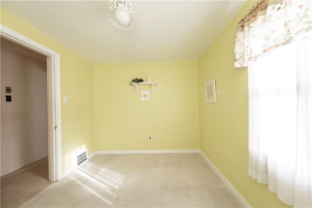 2511 McNeilly Road Pittsburgh, PA 15226 - Photo 11 of 23 a bathroom with a bathtub