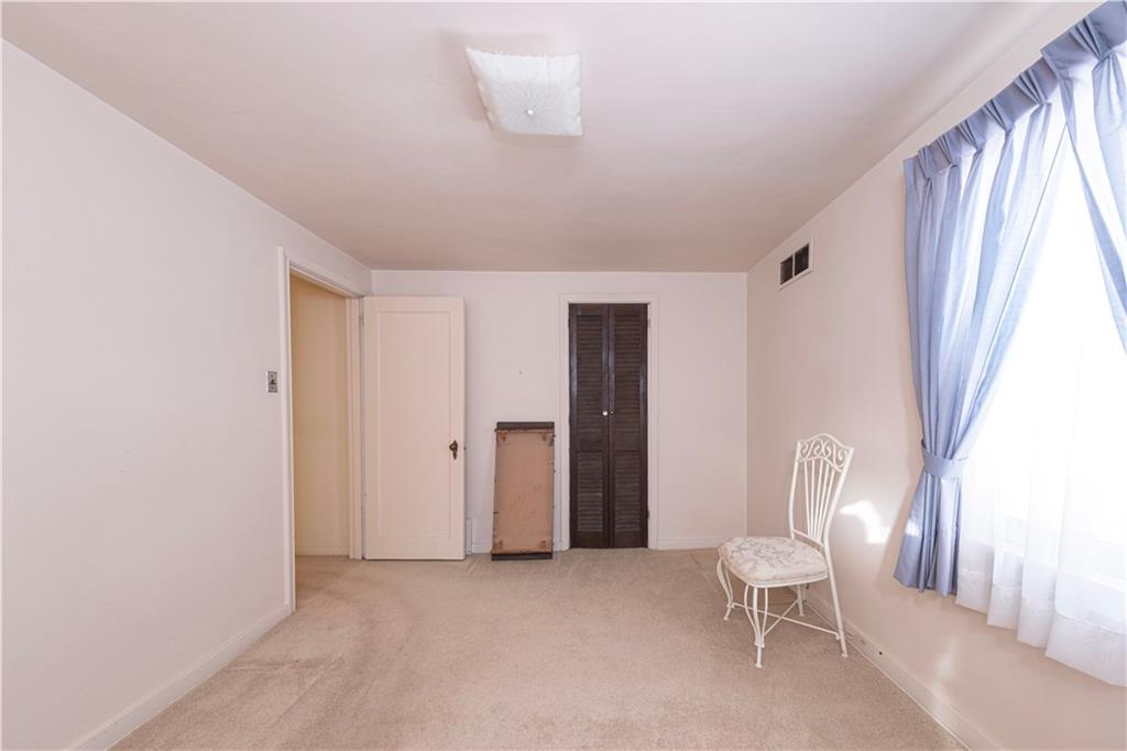 2511 McNeilly Road Pittsburgh, PA 15226 - Photo 13 of 23 a view of room with furniture and wooden floor