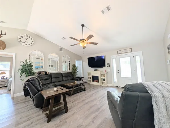 $1,795 | 6837 Sage Brush Lane, Milton, FL 32570