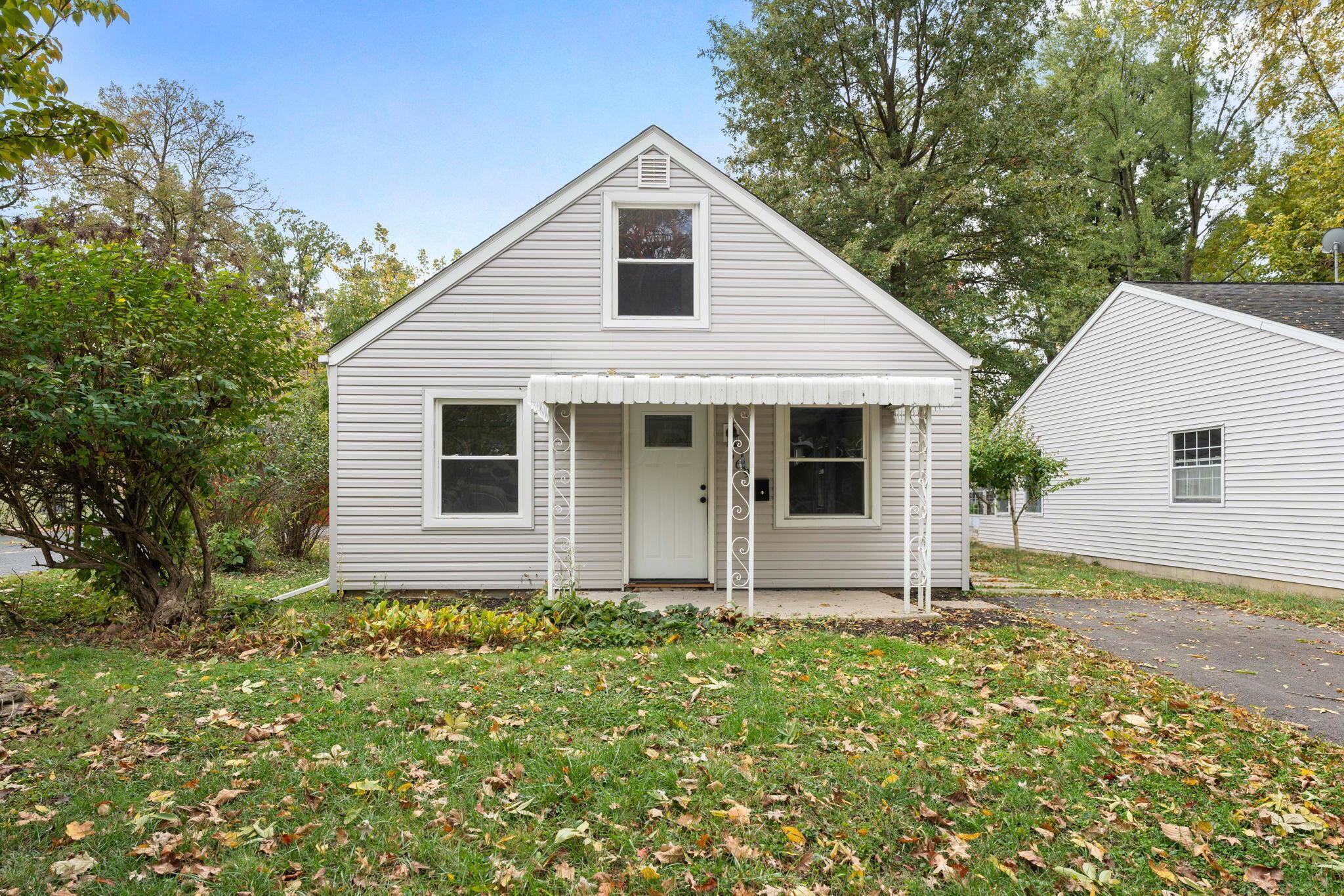 569 Chase Road Columbus, OH 43214 - Photo 2 of 22 1-web-or-mls-1-web-or-mls-003