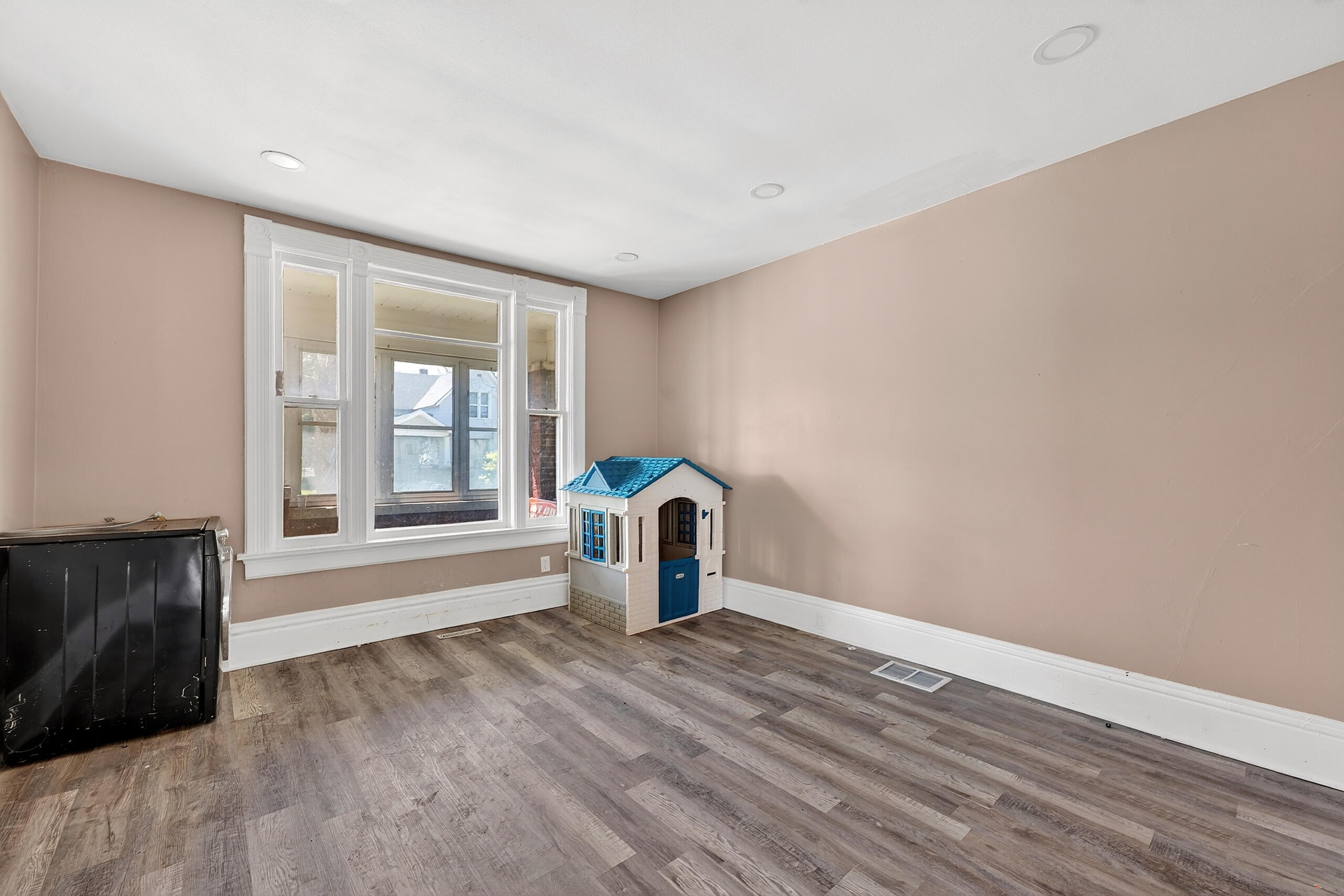 1611 North Wisconsin Street Racine, WI 53402 - Photo 5 of 31 DH100407