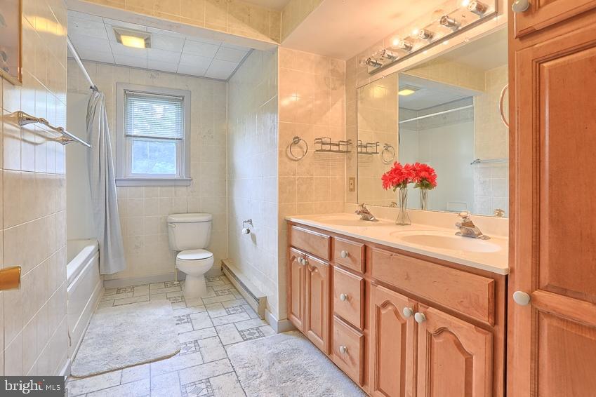 923 Pine Hill Road Lititz, PA 17543 - Photo 15 of 27