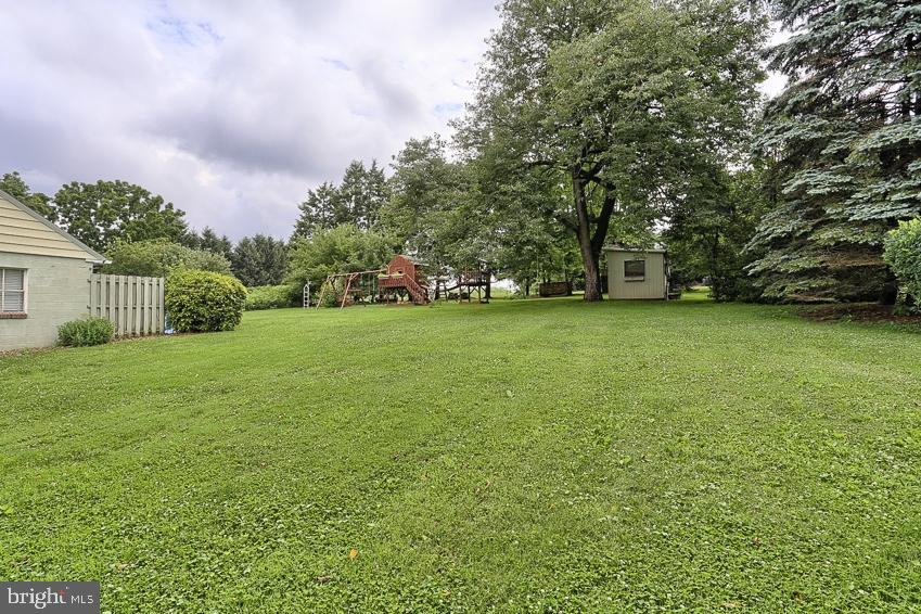 923 Pine Hill Road Lititz, PA 17543 - Photo 25 of 27