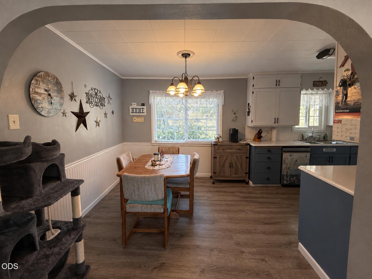 1302 Southwest Crestview Road Prineville, OR 97754 - Photo 8 of 26 Gallery Image 8
