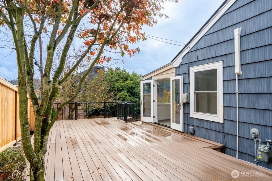 10333 Northeast 186th Street Bothell, WA 98011 - Photo 15 of 40