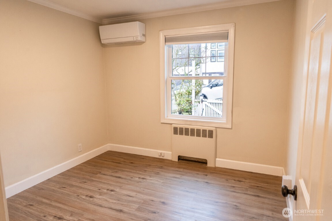 10333 Northeast 186th Street Bothell, WA 98011 - Photo 18 of 40