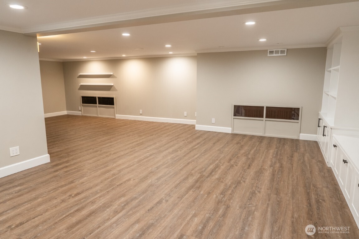 10333 Northeast 186th Street Bothell, WA 98011 - Photo 30 of 40