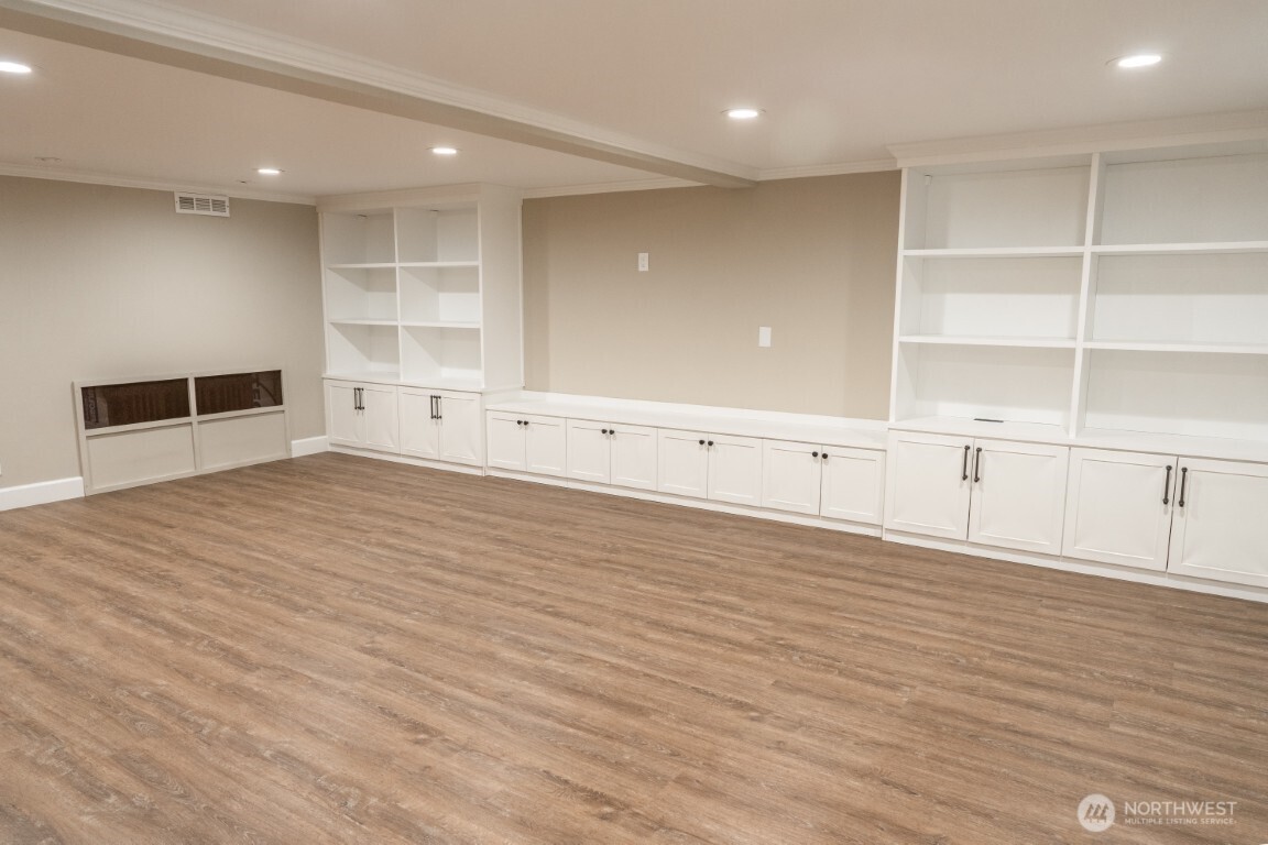 10333 Northeast 186th Street Bothell, WA 98011 - Photo 31 of 40