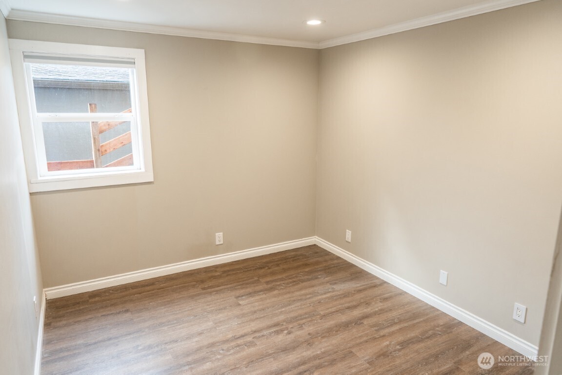 10333 Northeast 186th Street Bothell, WA 98011 - Photo 34 of 40