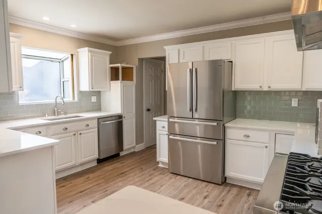 $4,500 | 10333 Northeast 186th Street, Bothell, WA 98011