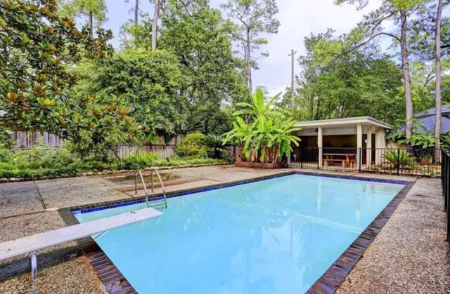 $8,950 | 11910 Steppingstone Lane, Bunker Hill Village, TX 77024