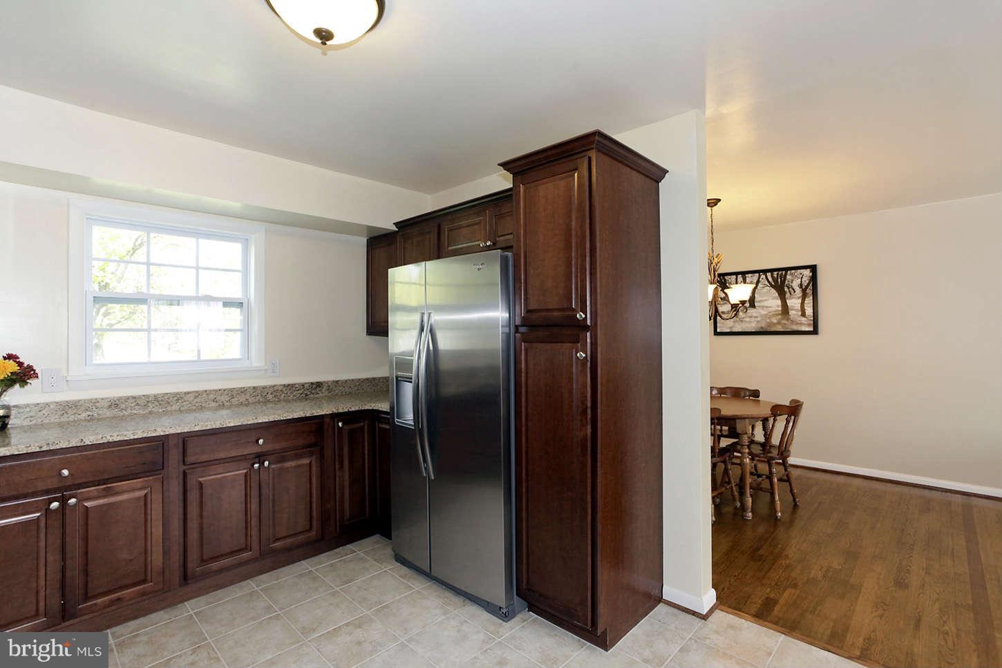 6108 Craft Road Alexandria, VA 22310 - Photo 11 of 30 Kitchen