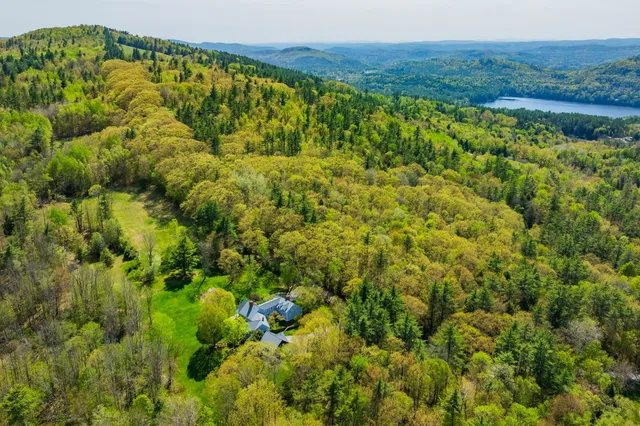 $2,500,000 | 19 Cutting Hill Lane, Lyme, NH 03768
