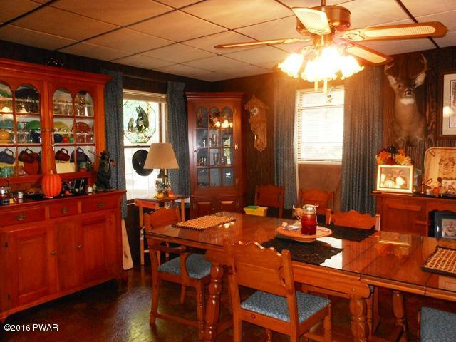 260 Dorys Road Dingmans Ferry, PA 18328 - Photo 4 of 44 dining area
