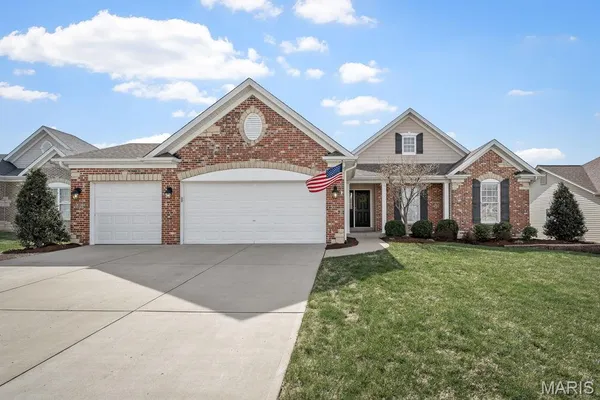 $465,000 | 508 Old Moray Place, St. Charles, MO 63301