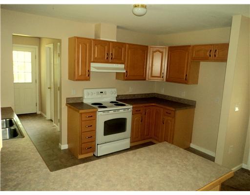 2595 Old Augusta Road Waldoboro, ME 04572 - Photo 3 of 9 Kitchen.