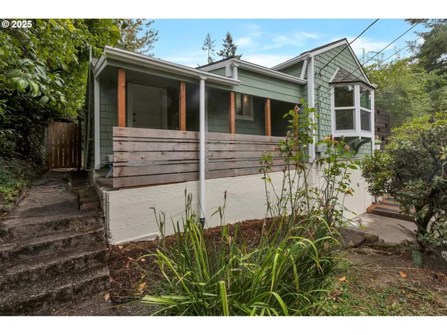$450,000 | 9224 Southwest 26th Avenue, Portland, OR 97219