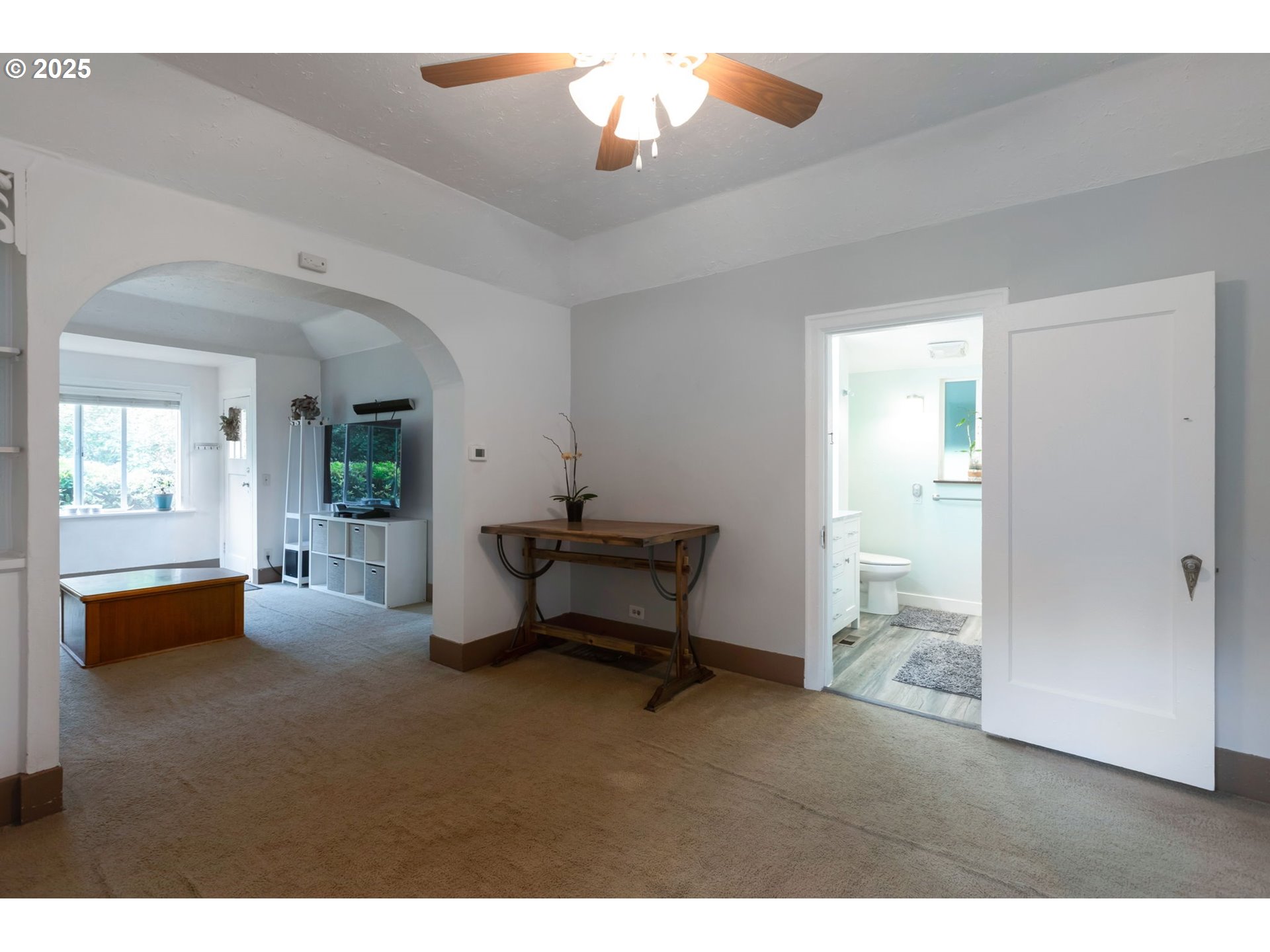 9224 Southwest 26th Avenue Portland, OR 97219 - Photo 11 of 30 a room with furniture and window
