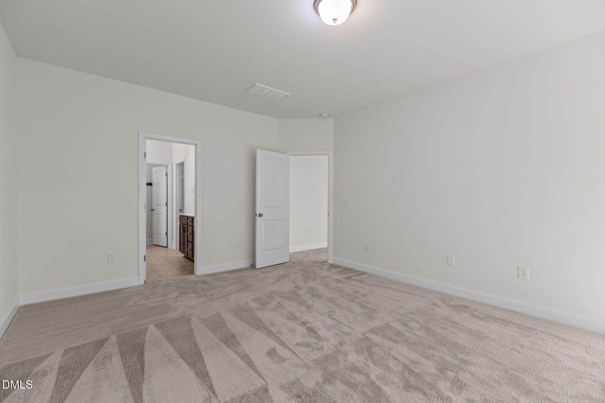 354 Dando Street Garner, NC 27529 - Photo 21 of 61 30-web-or-mls-2N6A1363