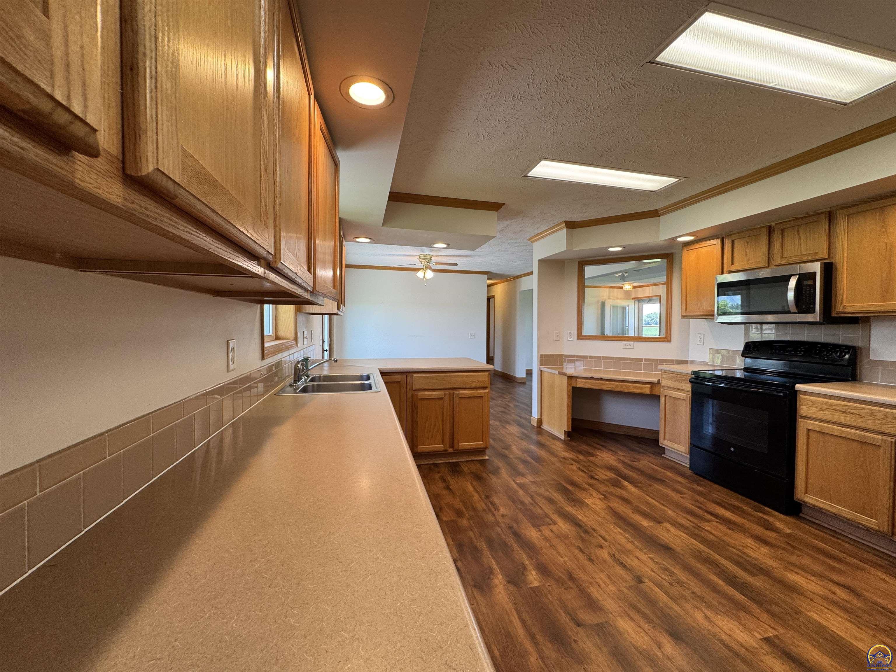2624 Garner Road Northwest Lebo, KS 66856 - Photo 16 of 37