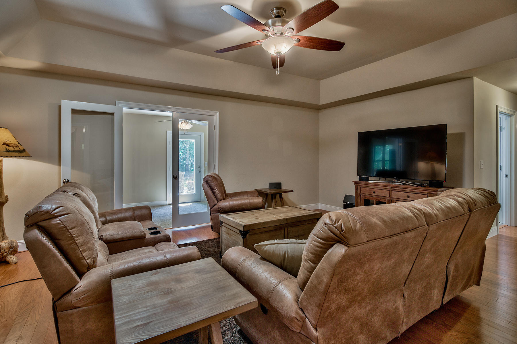 2884 Silverhill Road Crestview, FL 32536 - Photo 11 of 16 a living room with furniture and a flat screen tv