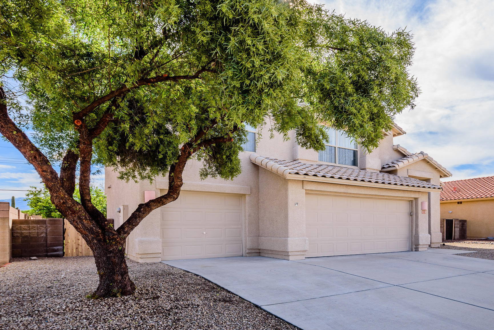 933 South Rincon Rising Road Tucson, AZ 85748 - Photo 3 of 48 Gallery Image 3