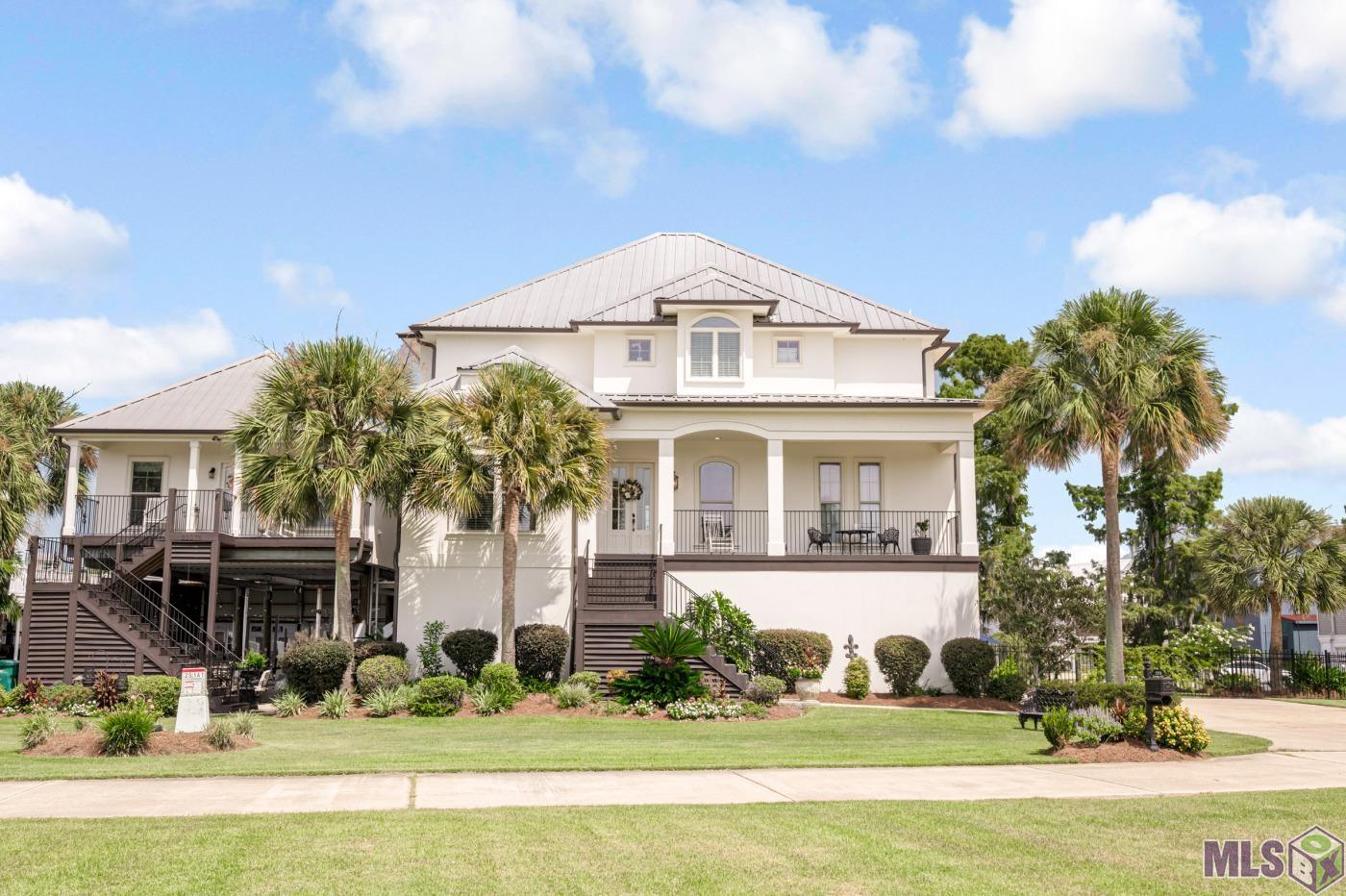 33075 Rivergate Circle Springfield, LA 70462 - Photo 3 of 60