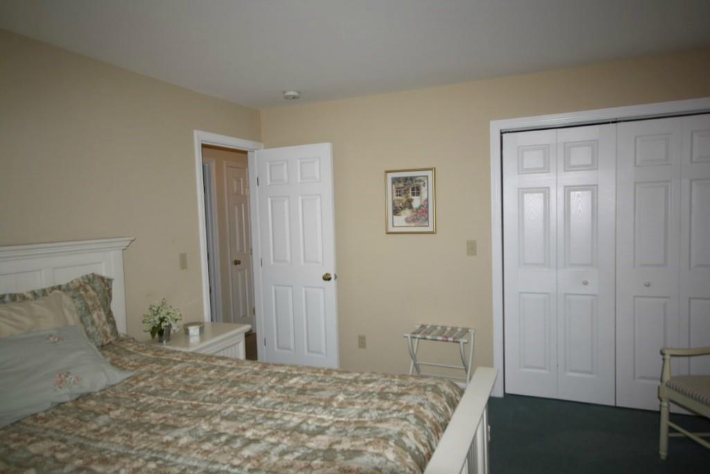 85 Lakeview Road West Boothbay Harbor, ME 04575 - Photo 12 of 24 The master bedroom, with double...