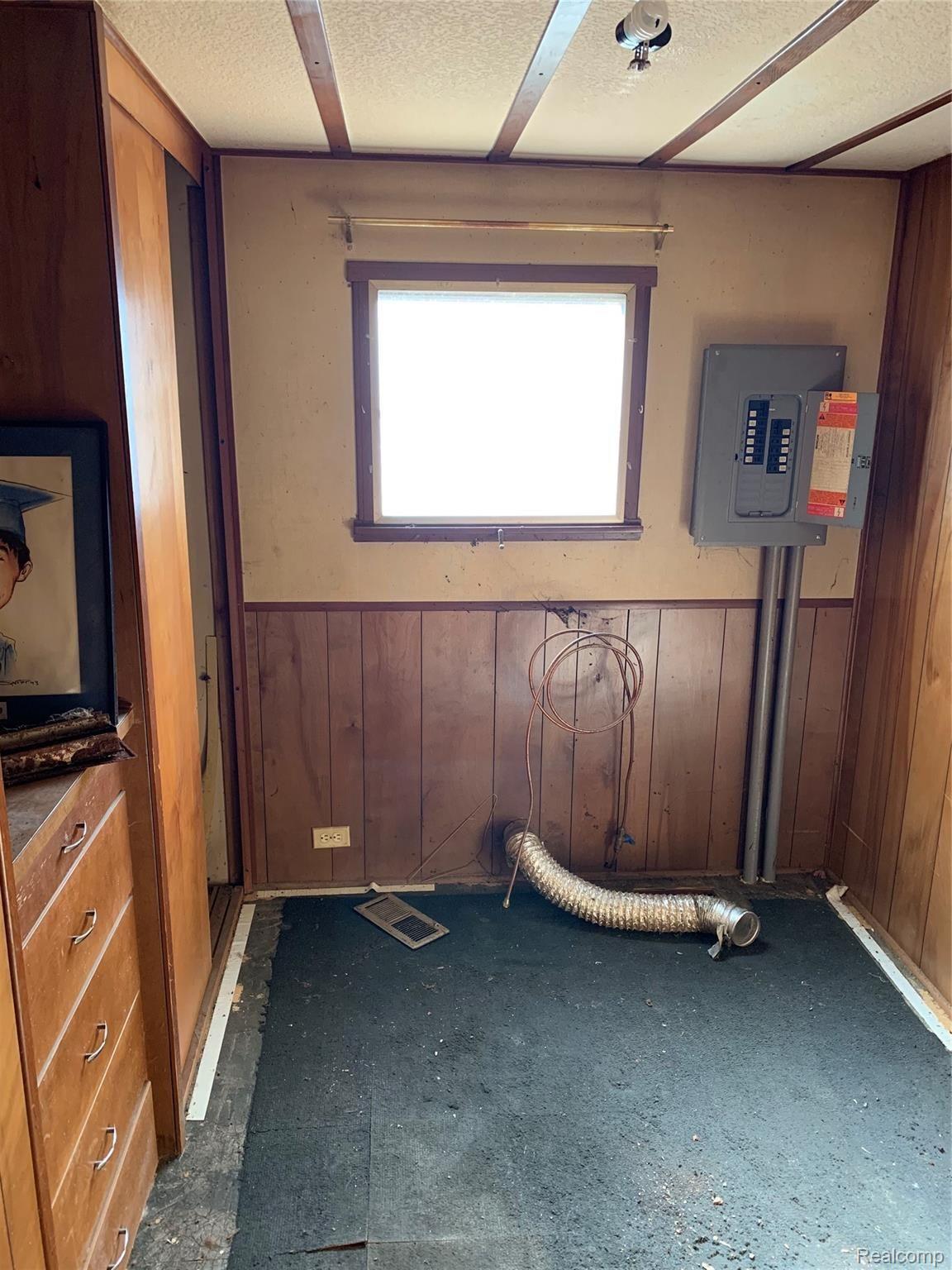 6621 Wickert Road Hale, MI 48739 - Photo 10 of 13 nCze6BYeR9ioZ9h8oJCnYQ.jpg