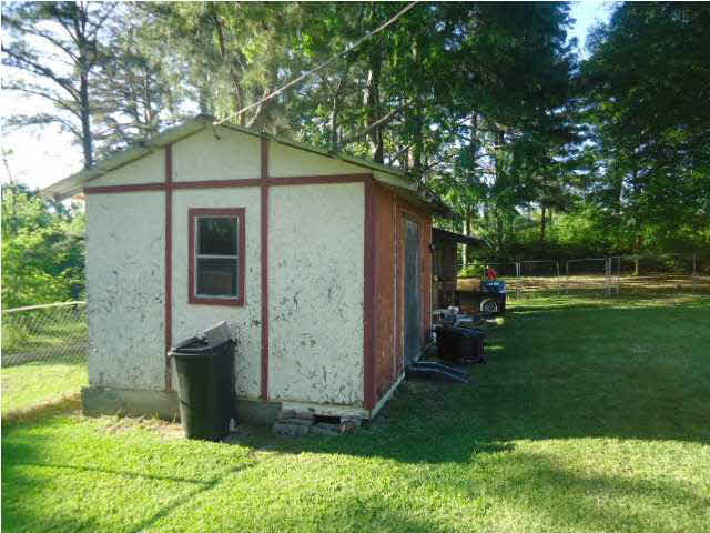 1041 West Gallman Road Hazlehurst, MS 39083 - Photo 28 of 37 Photo 30