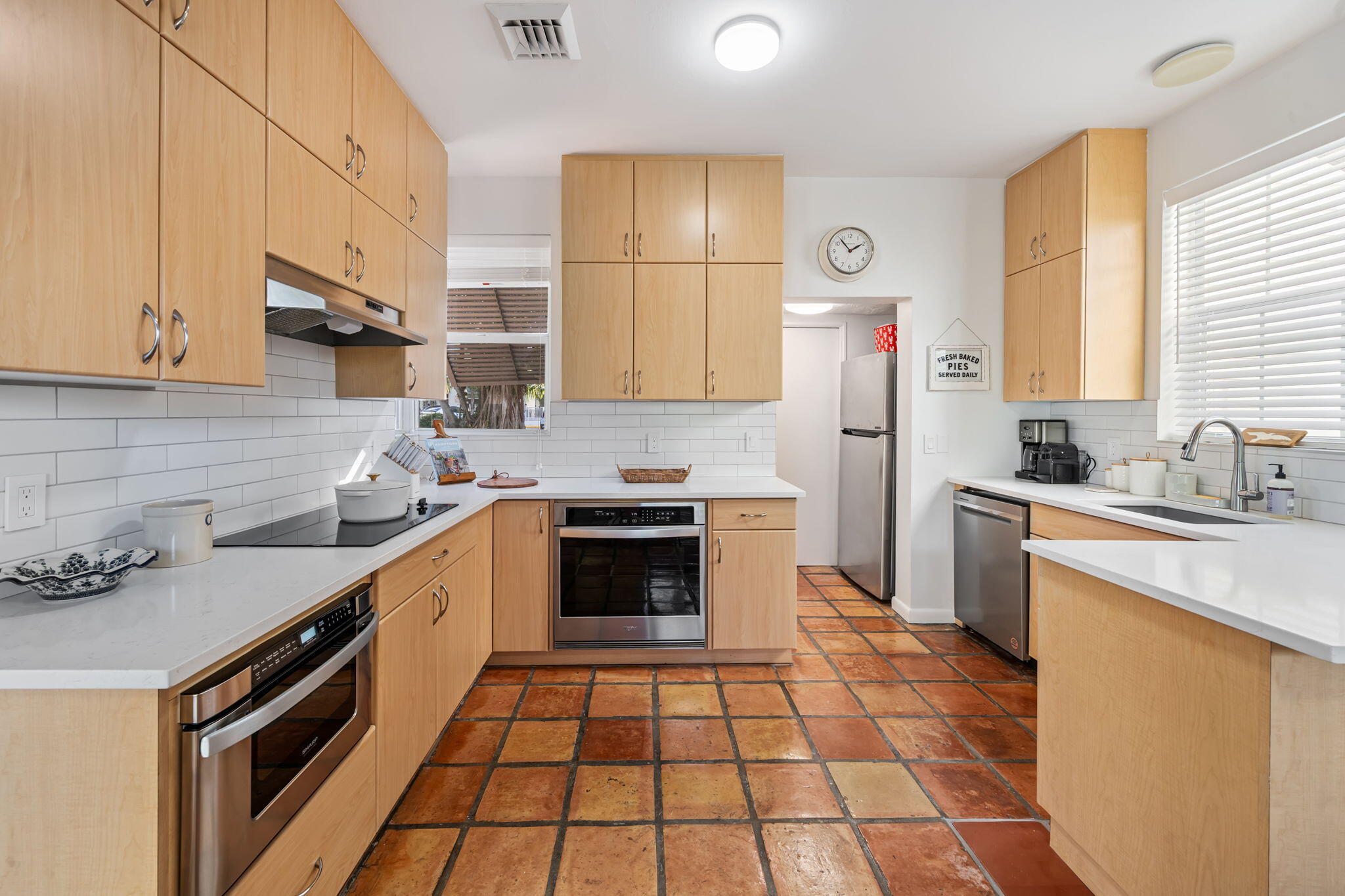 49 River Drive Ocean Ridge, FL 33435 - Photo 15 of 37 26-web-or-mls-DSC05497