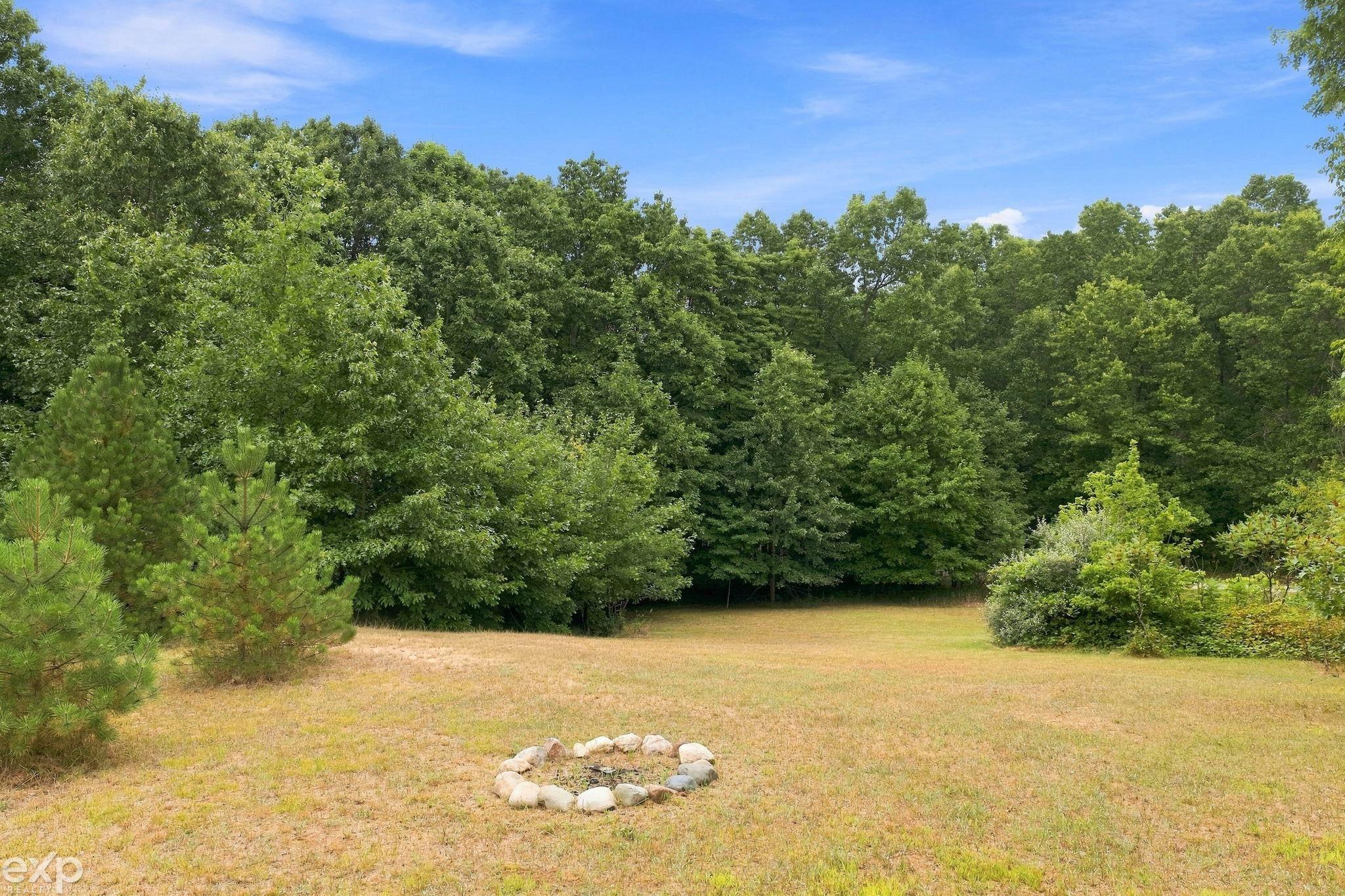 5232 Hasslick Road North Branch, MI 48461 - Photo 12 of 12 Gallery Image 12