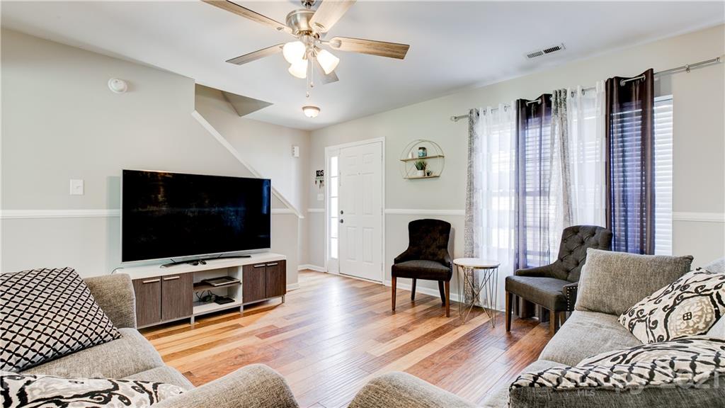 716 Raindrops Road Gastonia, NC 28054 - Photo 4 of 27 Gallery Image 4