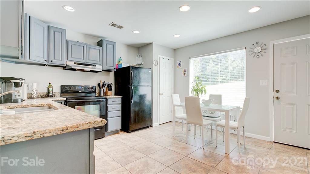 716 Raindrops Road Gastonia, NC 28054 - Photo 7 of 27 Gallery Image 7