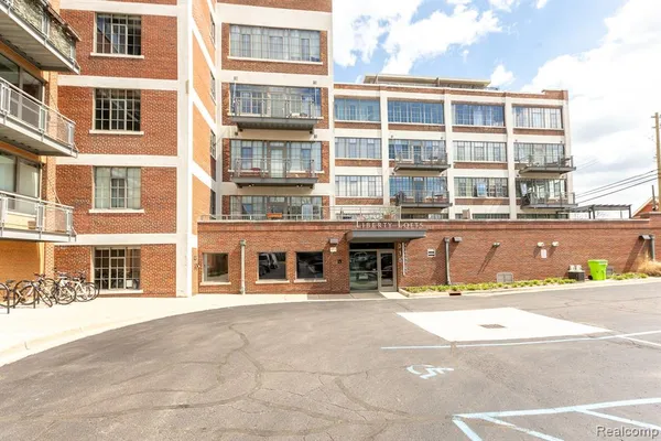 $499,000 | 315 2nd Street, Unit 203, Ann Arbor, MI 48103