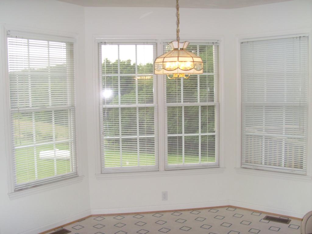76 Vfw Road Daleville, VA 24083 - Photo 4 of 16 Breakfast Room
