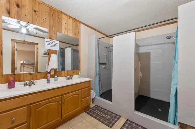 $179,000 | 124 Arrowhead, Comanche, TX 76442