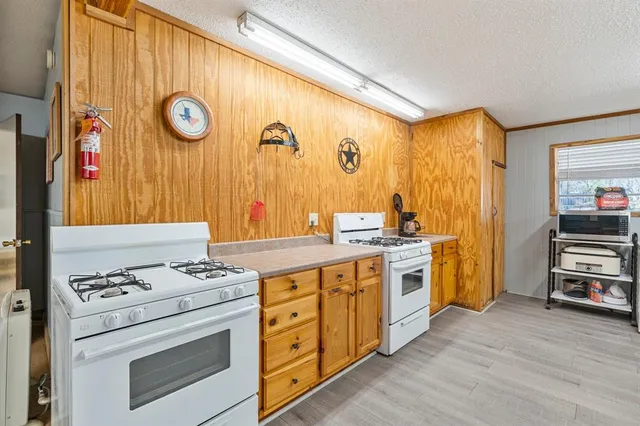 $179,000 | 124 Arrowhead, Comanche, TX 76442